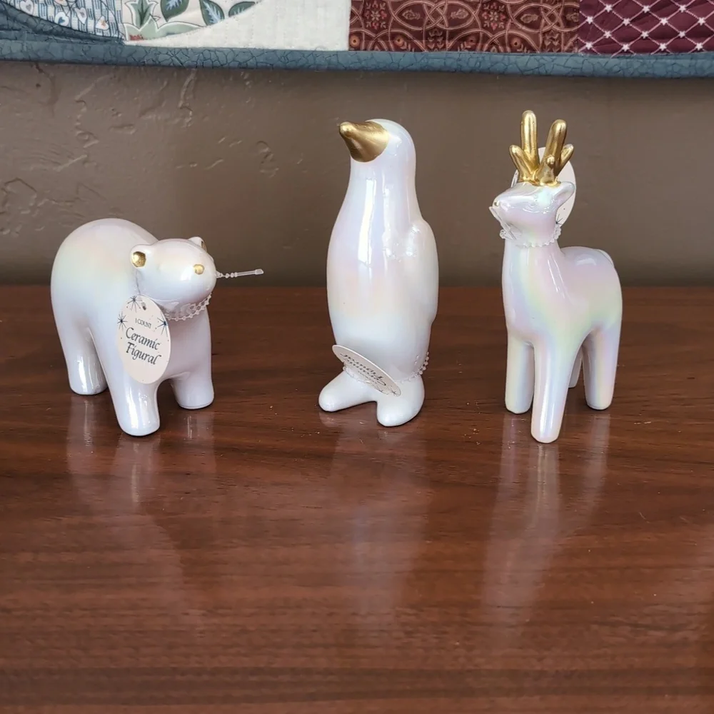 NWT Target Bullseye Playground Christmas 2024 3 Ceramic figures iridescent
